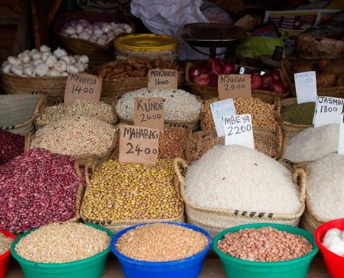 Ervaar de lokale cultuur en bezoek de markt in Mto wa Mbu met ons 10 Dagen Safari Pakket Tanzania.