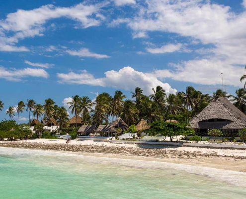 Geniet van de warme wateren van de Indische Oceaan op de tropische Zanzibar Archipel