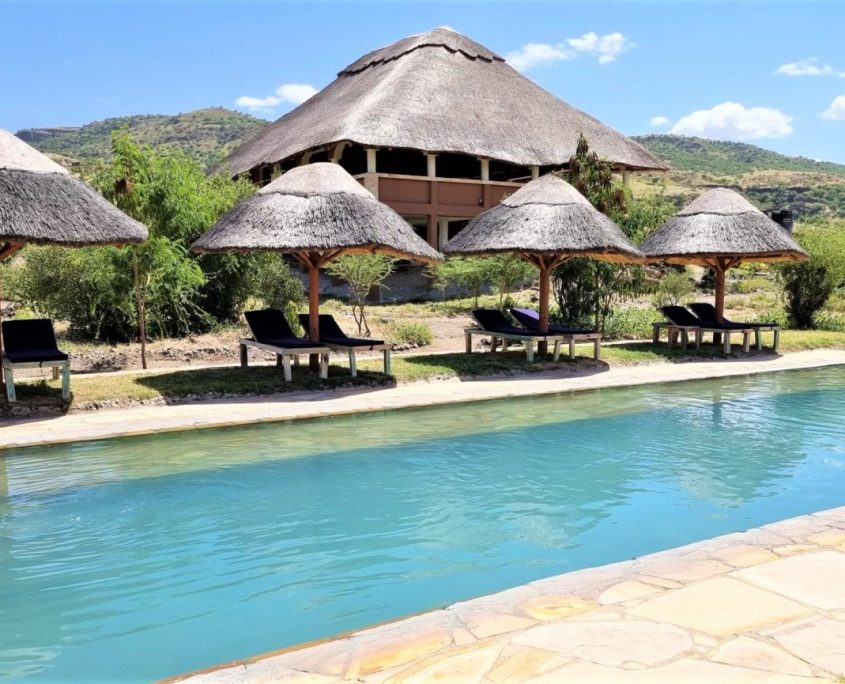Fantastisch zwembad bij Africa Safari Lake Natron Lodge