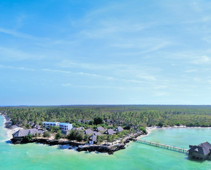 Drone-opname van het Reef & Beach Hotel Zanzibar
